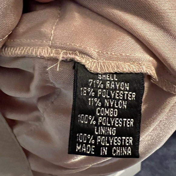 Elegant Adrianna Papell crepe layered dress & jacket. size 8. beige silver gold - Picture 13 of 15